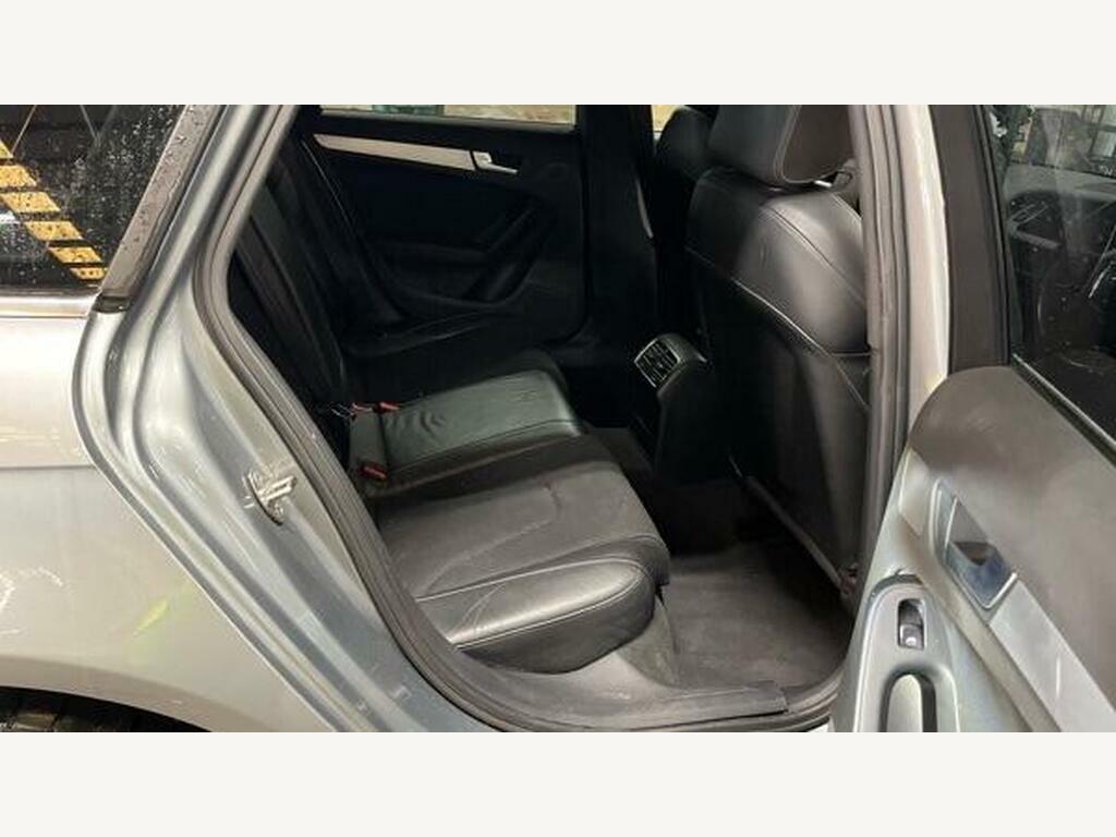 Audi A4 Avant 2L S Line Black #9