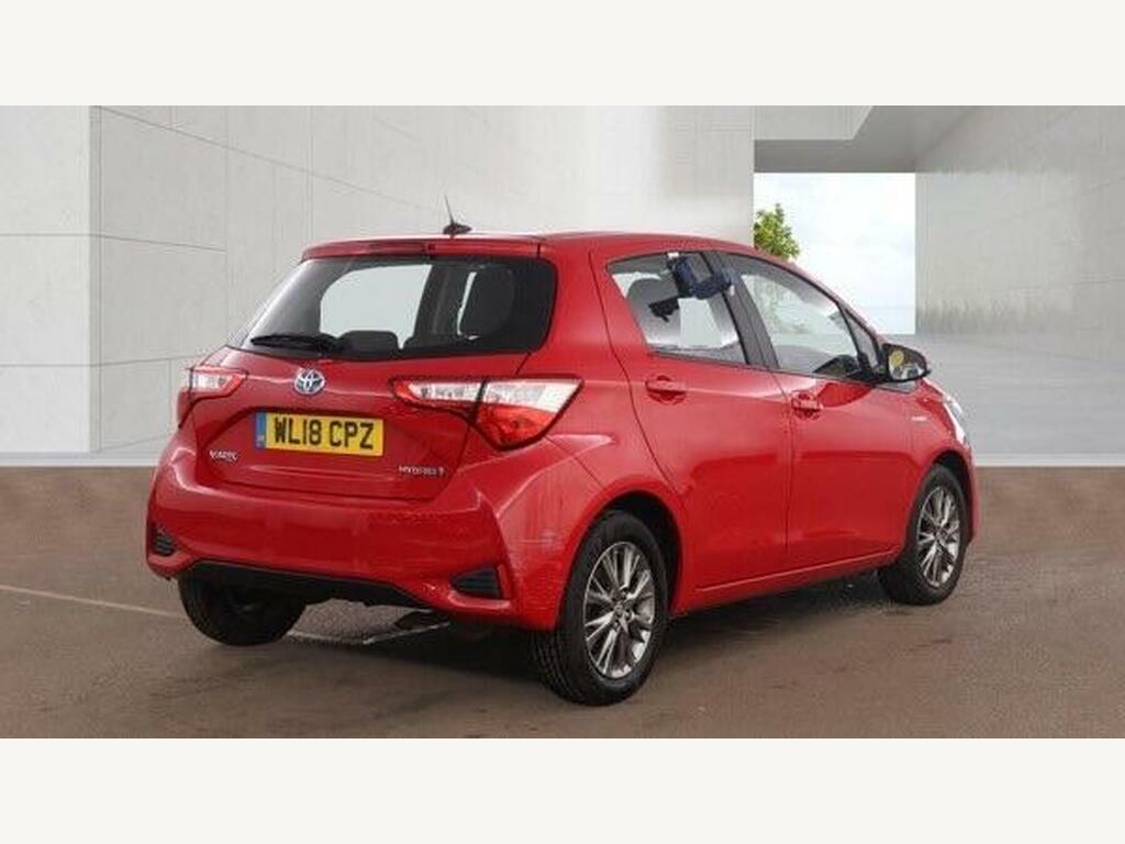 Toyota Yaris 1.5 Vvt-h Icon E-cvt Euro 6 S S WL18CPZ Red #4