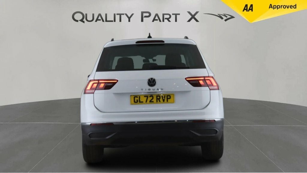 Volkswagen Tiguan Suv GL72RVP White #6