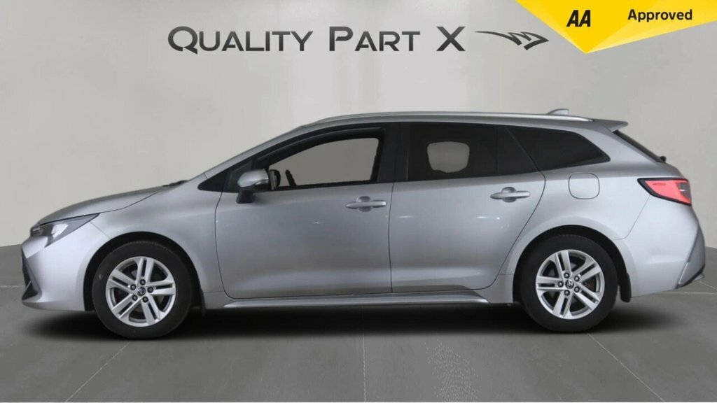 Toyota Corolla Estate URZ5104 Silver #4