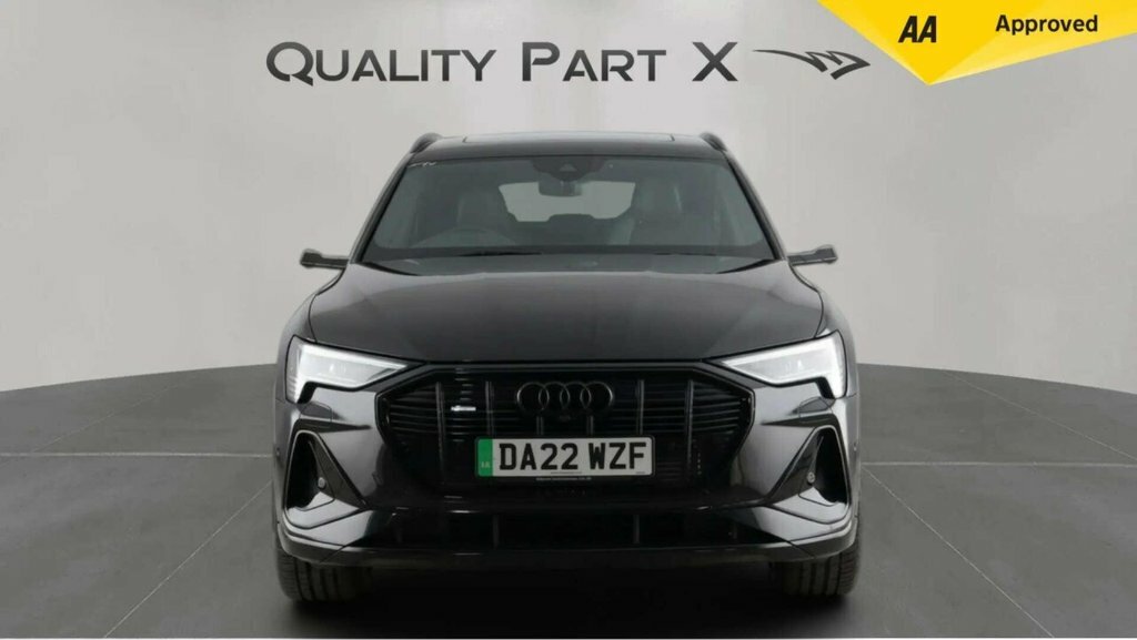 Audi E-tron Suv DA22WZF Black #2