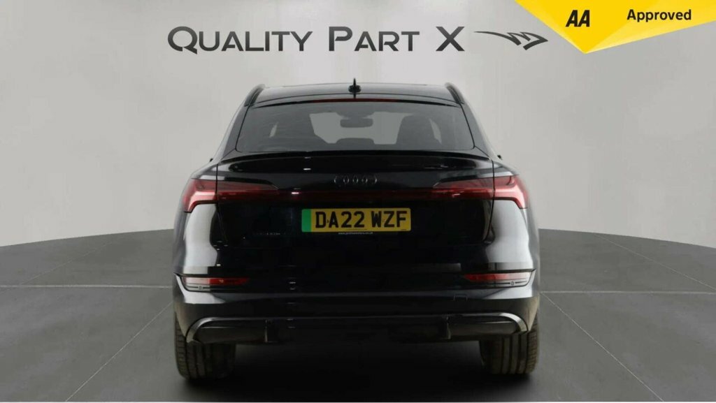 Audi E-tron Suv DA22WZF Black #6
