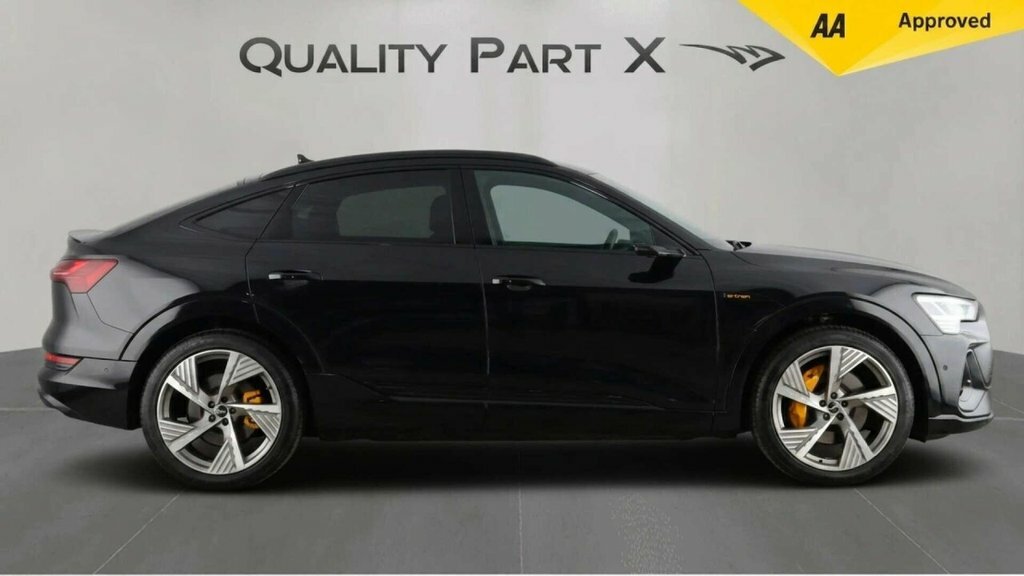 Audi E-tron Suv DA22WZF Black #4