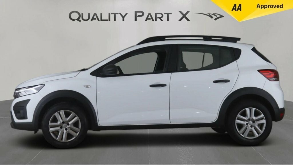 Dacia Sandero Stepway Hatchback CK23JPJ White #4