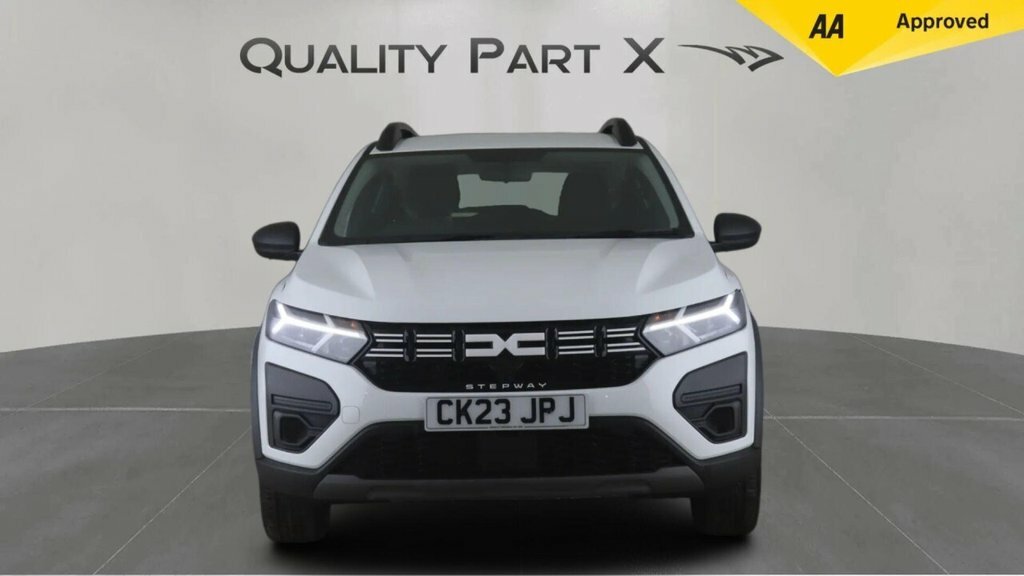 Dacia Sandero Stepway Hatchback CK23JPJ White #2