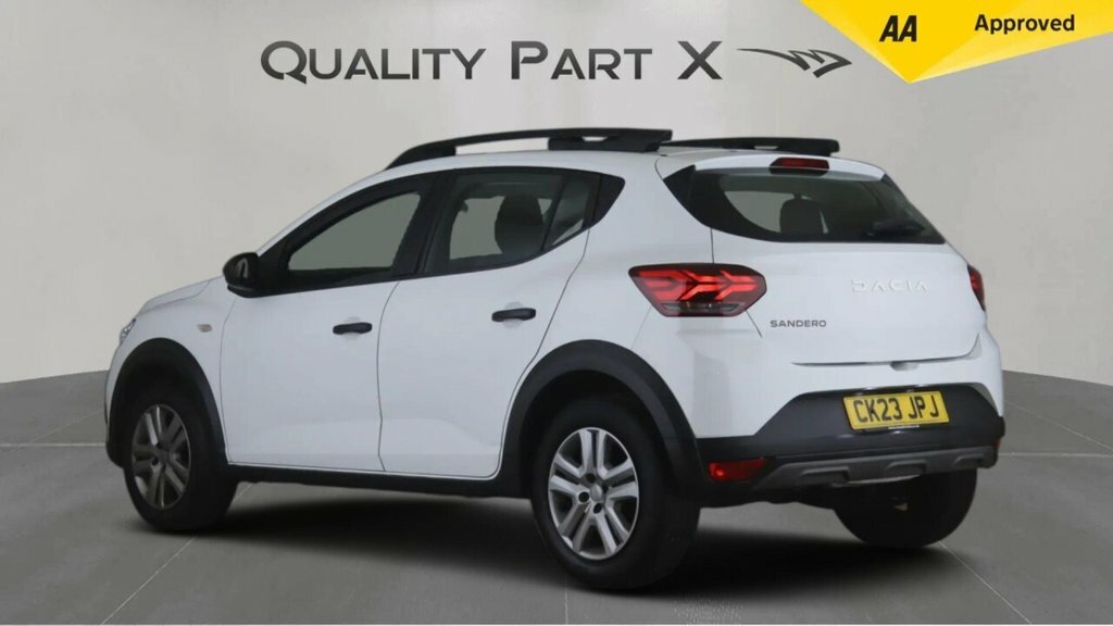 Dacia Sandero Stepway Hatchback CK23JPJ White #5