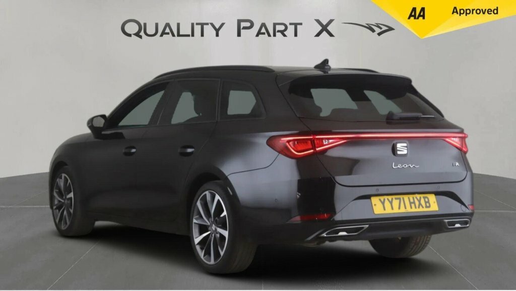 Seat Leon Estate YY71HXB Black #4