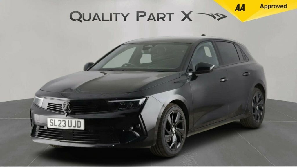 Vauxhall Astra Hatchback SL23UJD Black #3