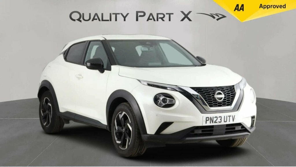 Nissan Juke Suv White