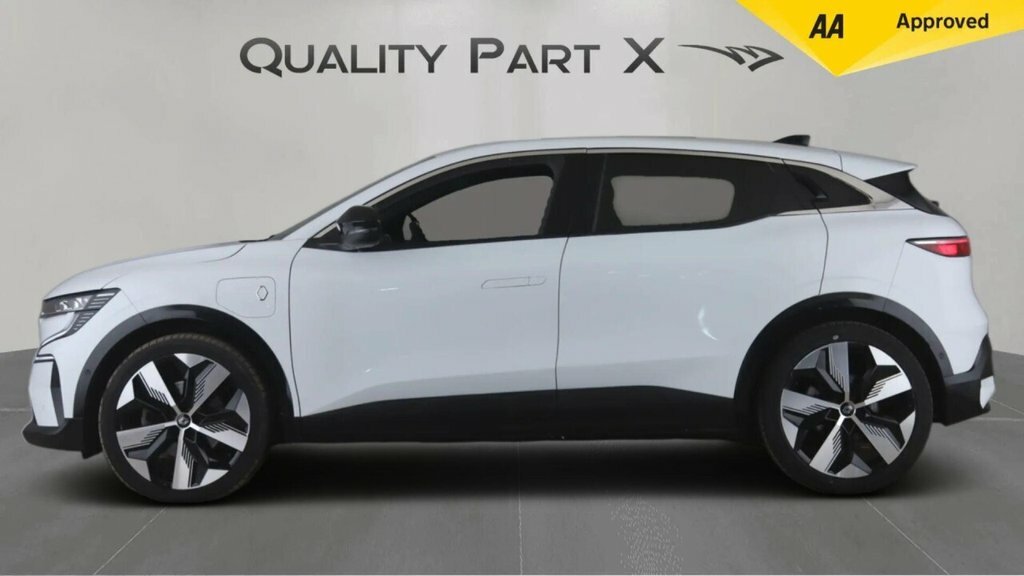 Renault Megane E-Tech Hatchback OU74XZH White #4