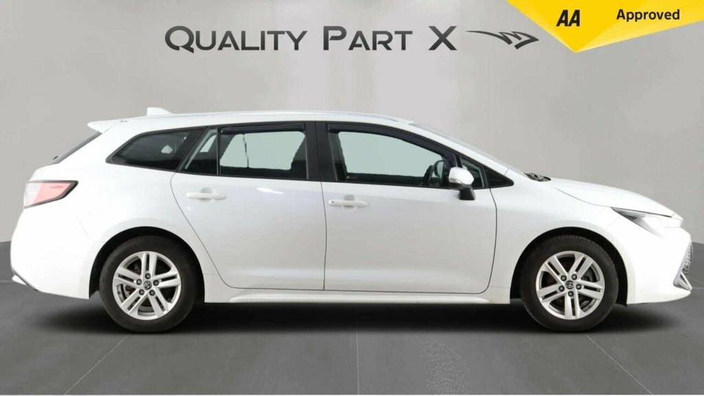 Toyota Corolla Estate WJ23SDV White #4