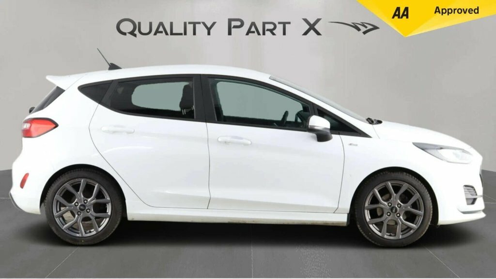 Ford Fiesta Hatchback GSZ6438 White #4