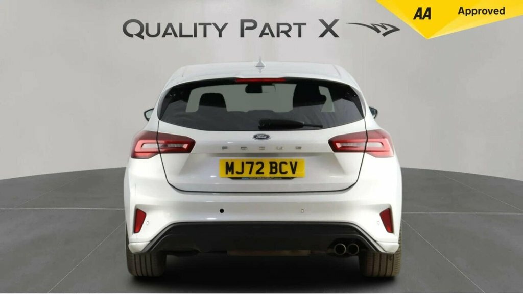 Ford Focus Hatchback MJ72BCV Silver #6