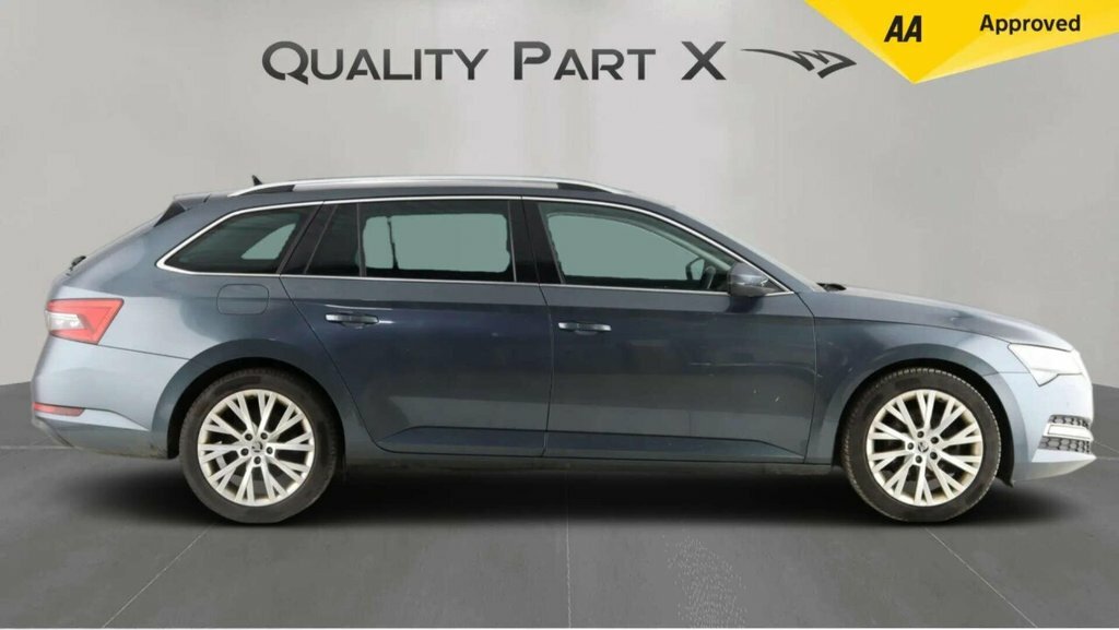 Skoda Superb Estate CU21VUW Grey #4