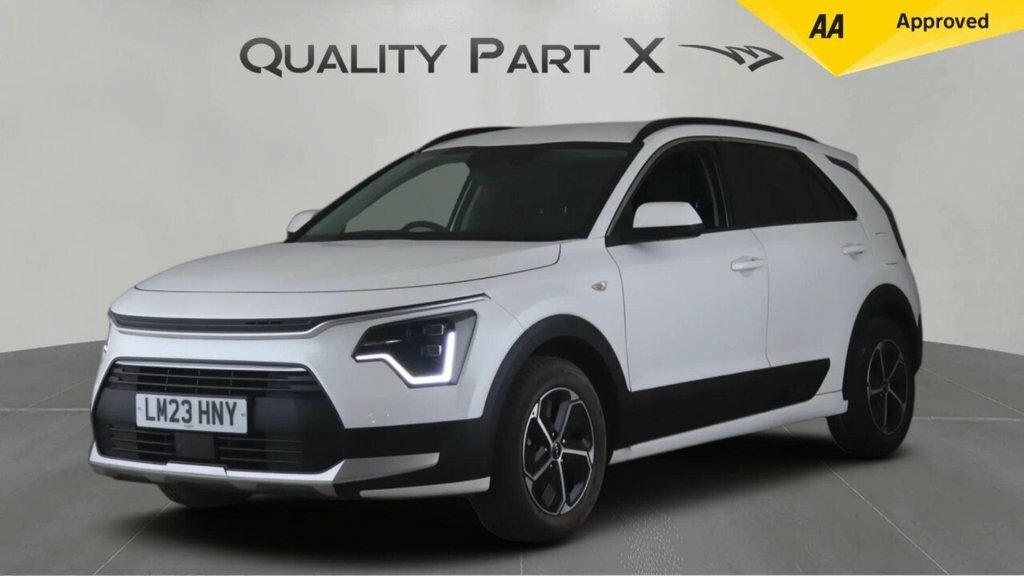 Kia Niro Suv LM23HNY White #3