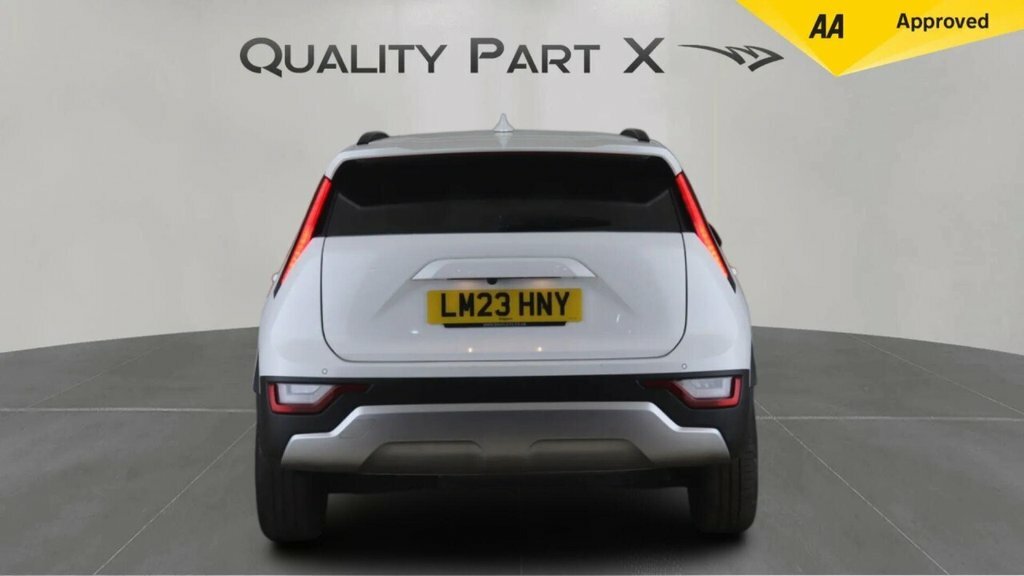 Kia Niro Suv LM23HNY White #6