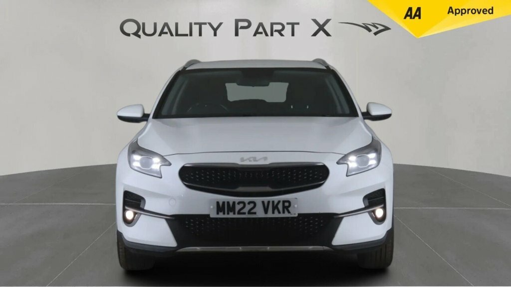 Kia Xceed Suv MM22VKR White #2