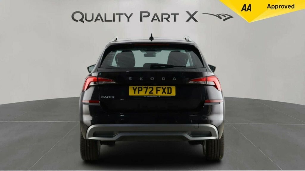 Skoda Kamiq Suv YP72FXD Black #6