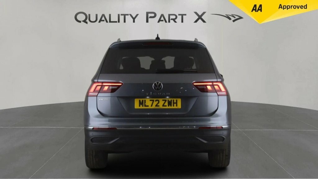 Volkswagen Tiguan Allspace Suv ML72ZWH Grey #6