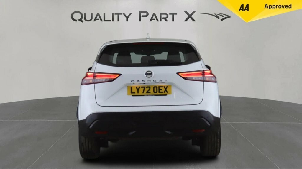 Nissan Qashqai Suv LY72OEX White #6