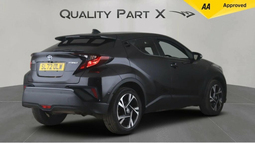 Toyota C-Hr Suv SL72OLW Black #6