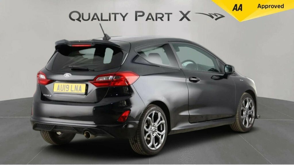Ford Fiesta Hatchback BO53KRF Black #5