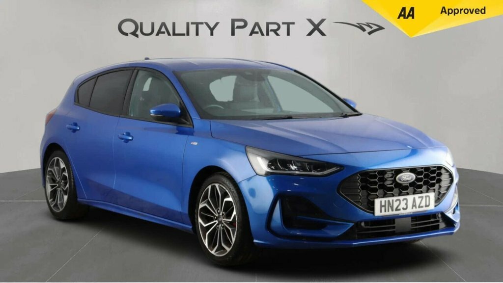 Ford Focus Hatchback Blue