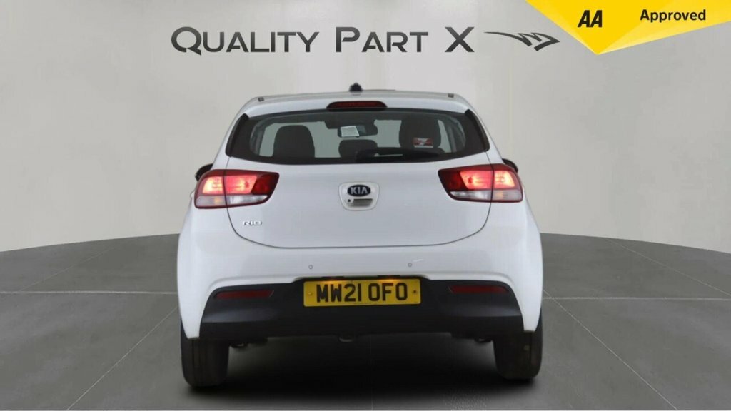 Kia RIO Hatchback MW21OFO White #6