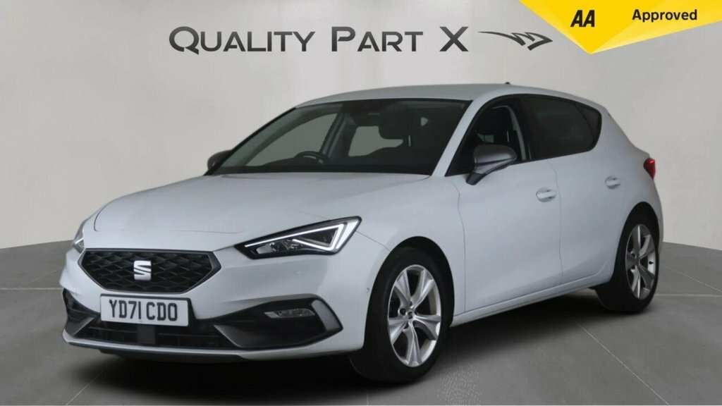 Seat Leon Hatchback YD71CDO White #3