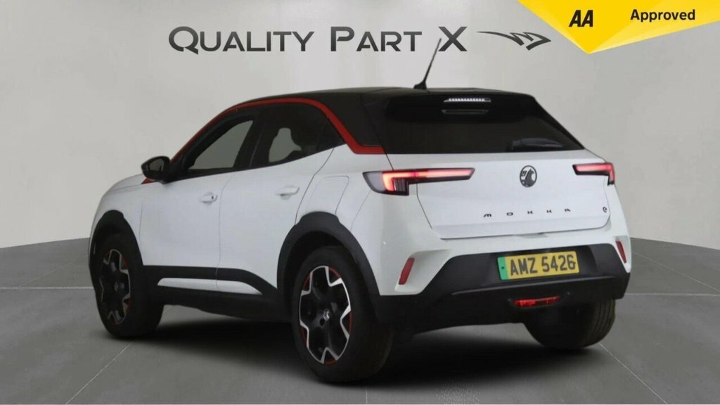 Vauxhall Mokka-e Suv AMZ5426 White #5