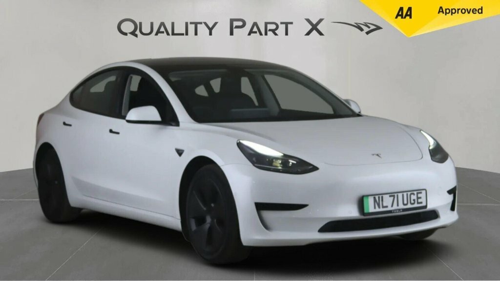 Tesla Model 3 Saloon White