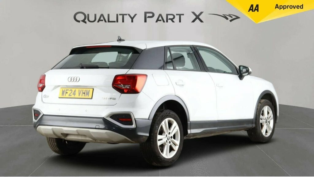 Audi Q2 Suv WF24VHM White #5