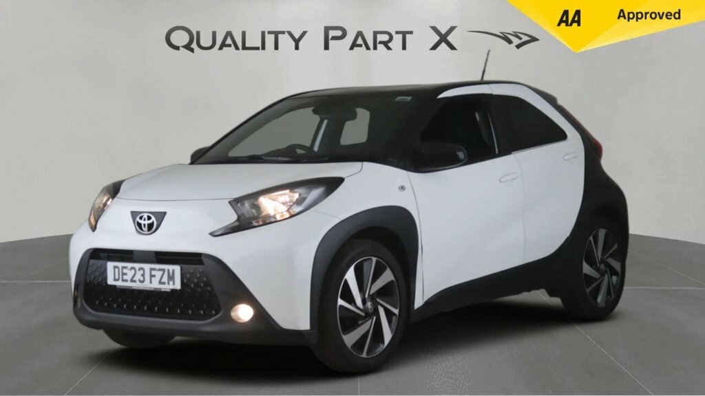 Toyota Aygo X Hatchback DE23FZM White #3