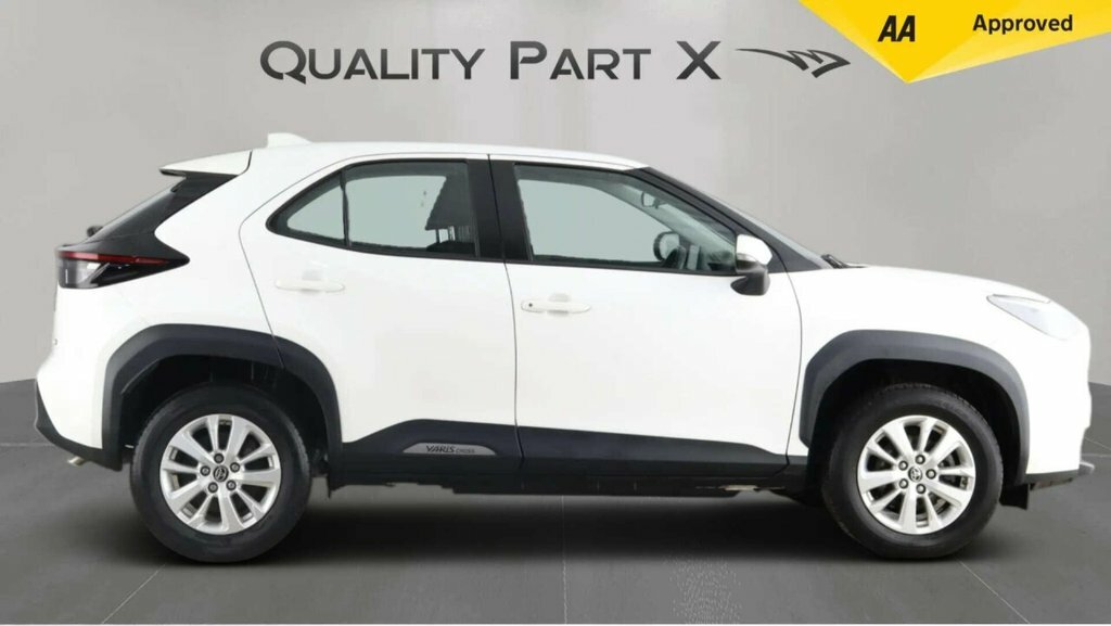 Toyota Yaris Cross Suv NJ23MVM White #4