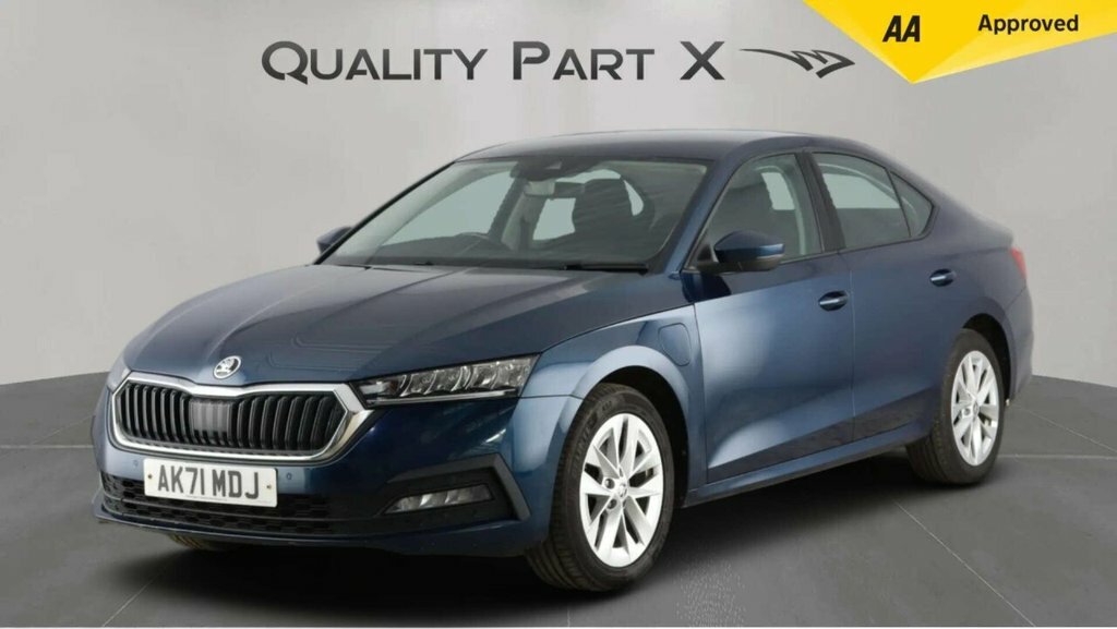 Skoda Octavia Hatchback AK71MDJ Blue #3