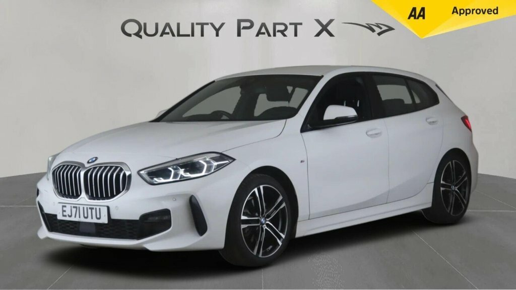 BMW 1 Series Hatchback EJ71UTU White #3