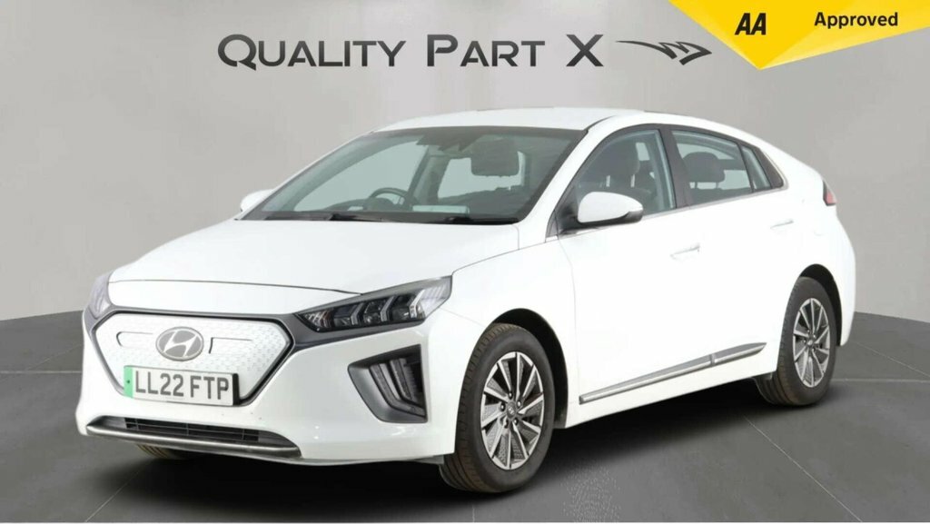 Hyundai Ioniq Hatchback LL22FTP White #3