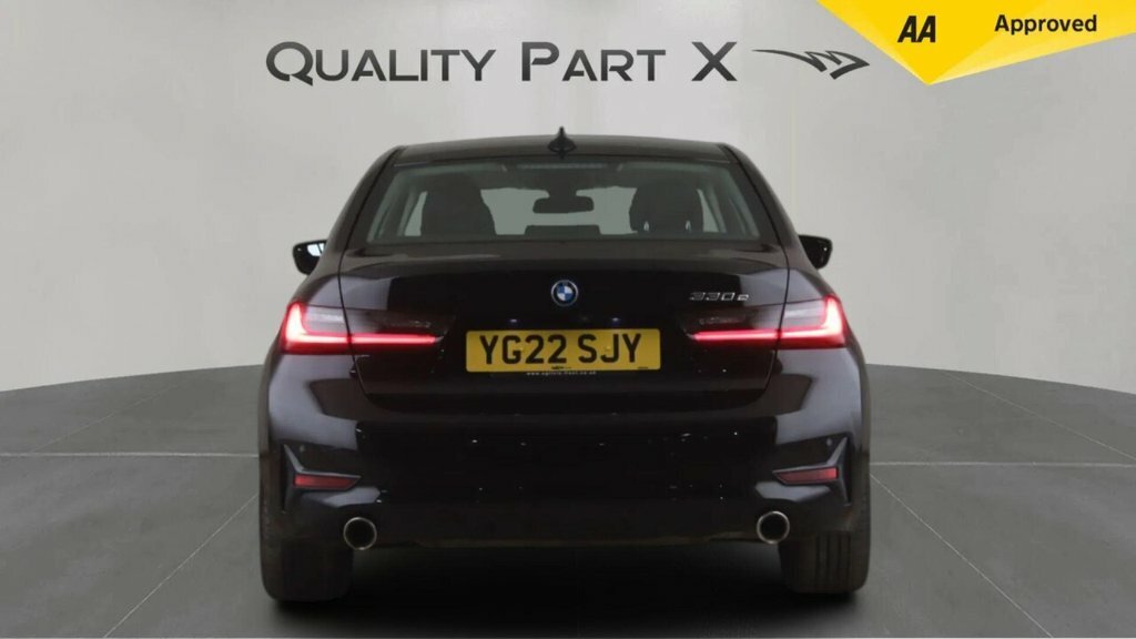 BMW 3 Series Saloon YG22SJY Black #5