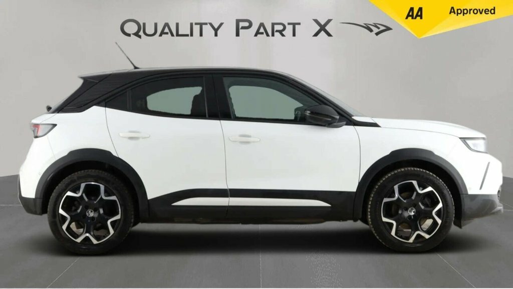 Vauxhall Mokka-e Suv AK72UOA White #4