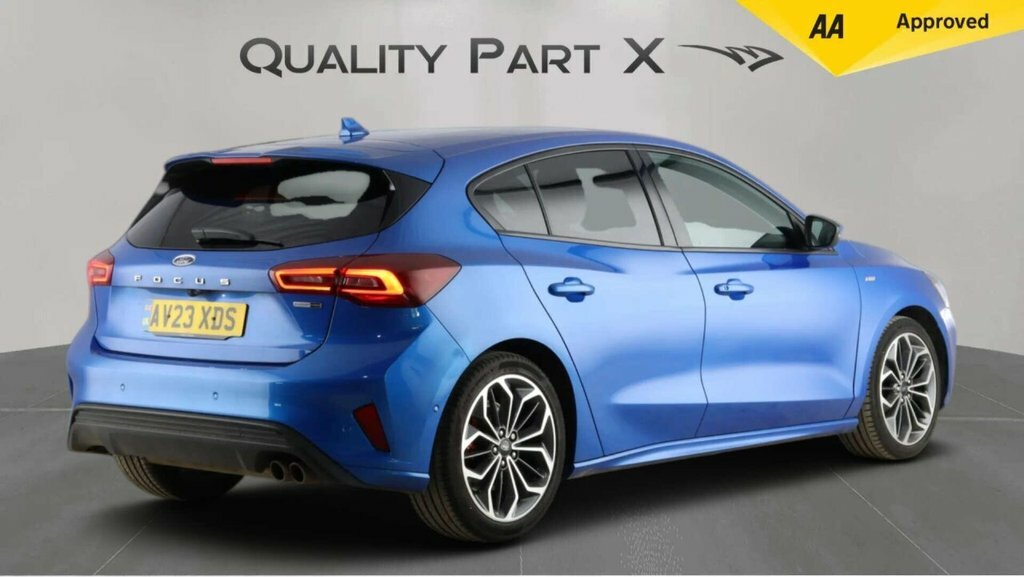 Ford Focus Hatchback AV23XDS Blue #5