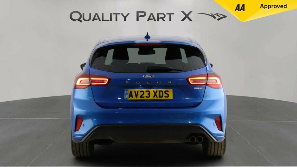 Ford Focus Hatchback AV23XDS Blue #6