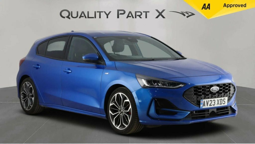 Ford Focus Hatchback Blue