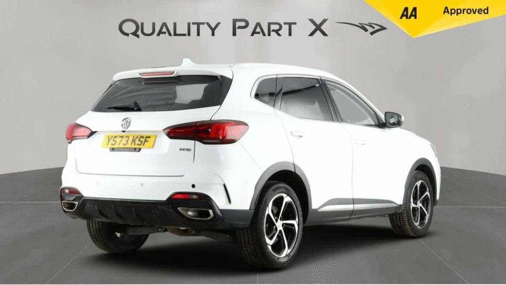 MG HS Suv YS73KSF White #5