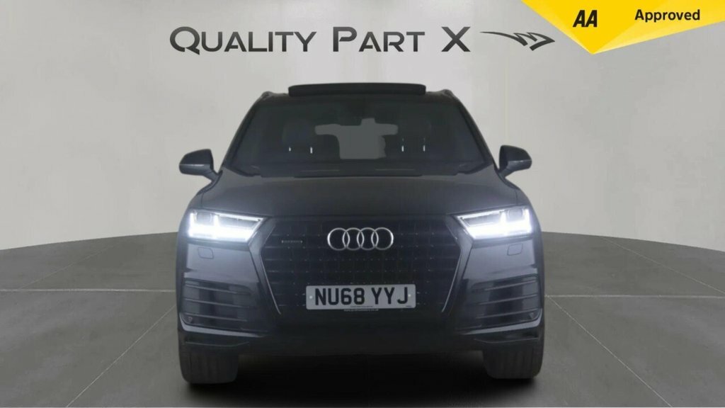 Audi Q7 Suv NU68YYJ Black #2
