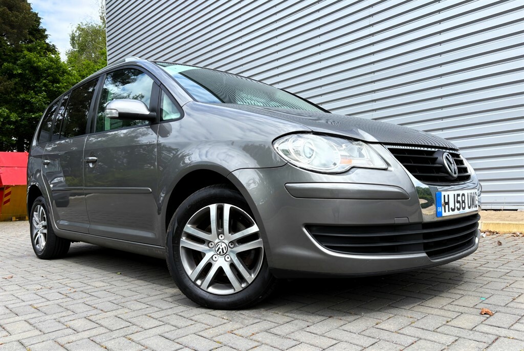 Volkswagen Touran Se Tdi 140 6 Speed Great Value 7 Seater Grey #2