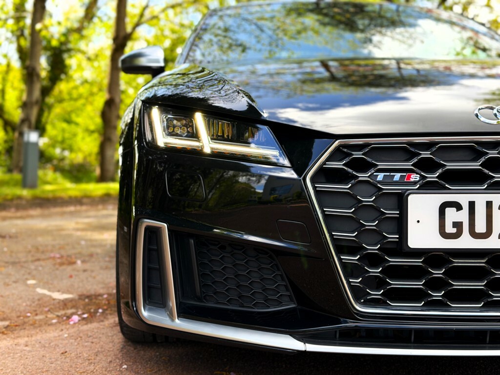 Audi TTS Tfsi Black Edition Red #10