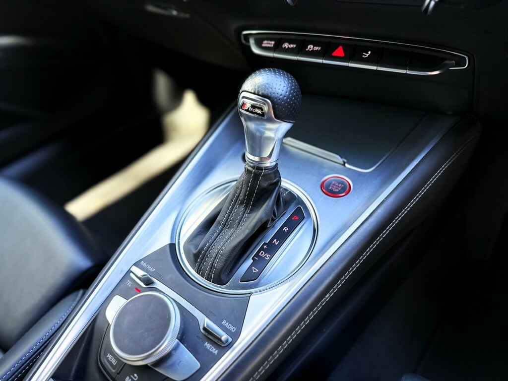 Audi TTS Tfsi Black Edition Red #21