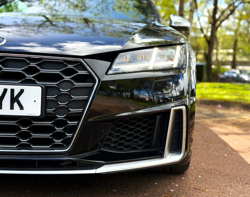 Audi TTS Tfsi Black Edition Red #9