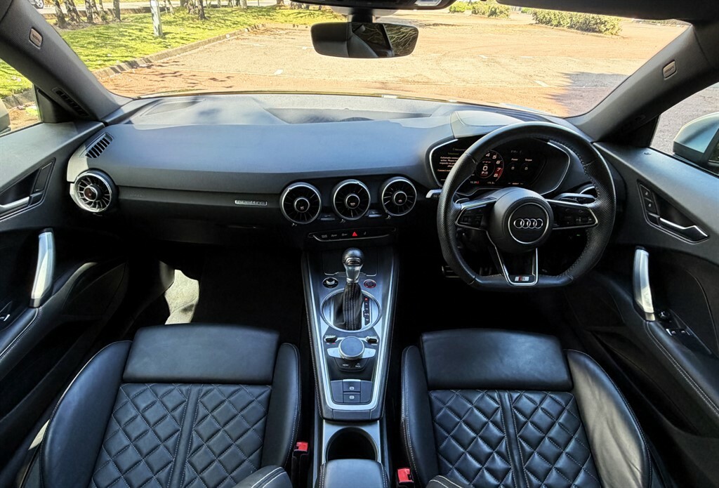 Audi TTS Tfsi Black Edition Red #19