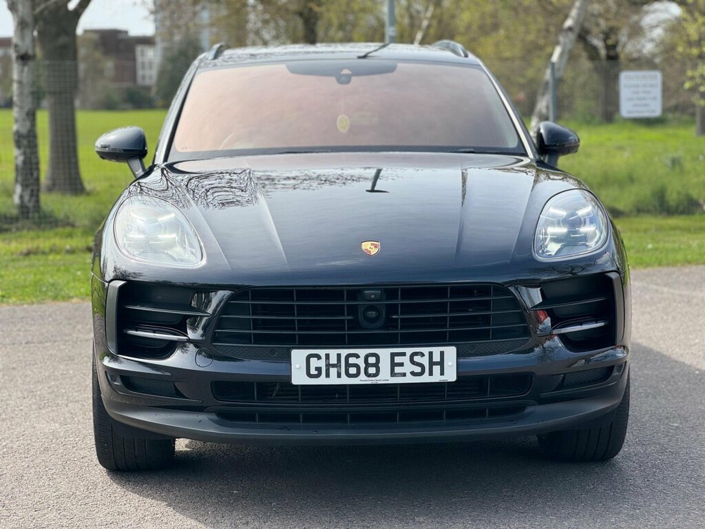 Porsche Macan 2.0T Pdk 4Wd Euro 6 Ss GH68ESH Black #2